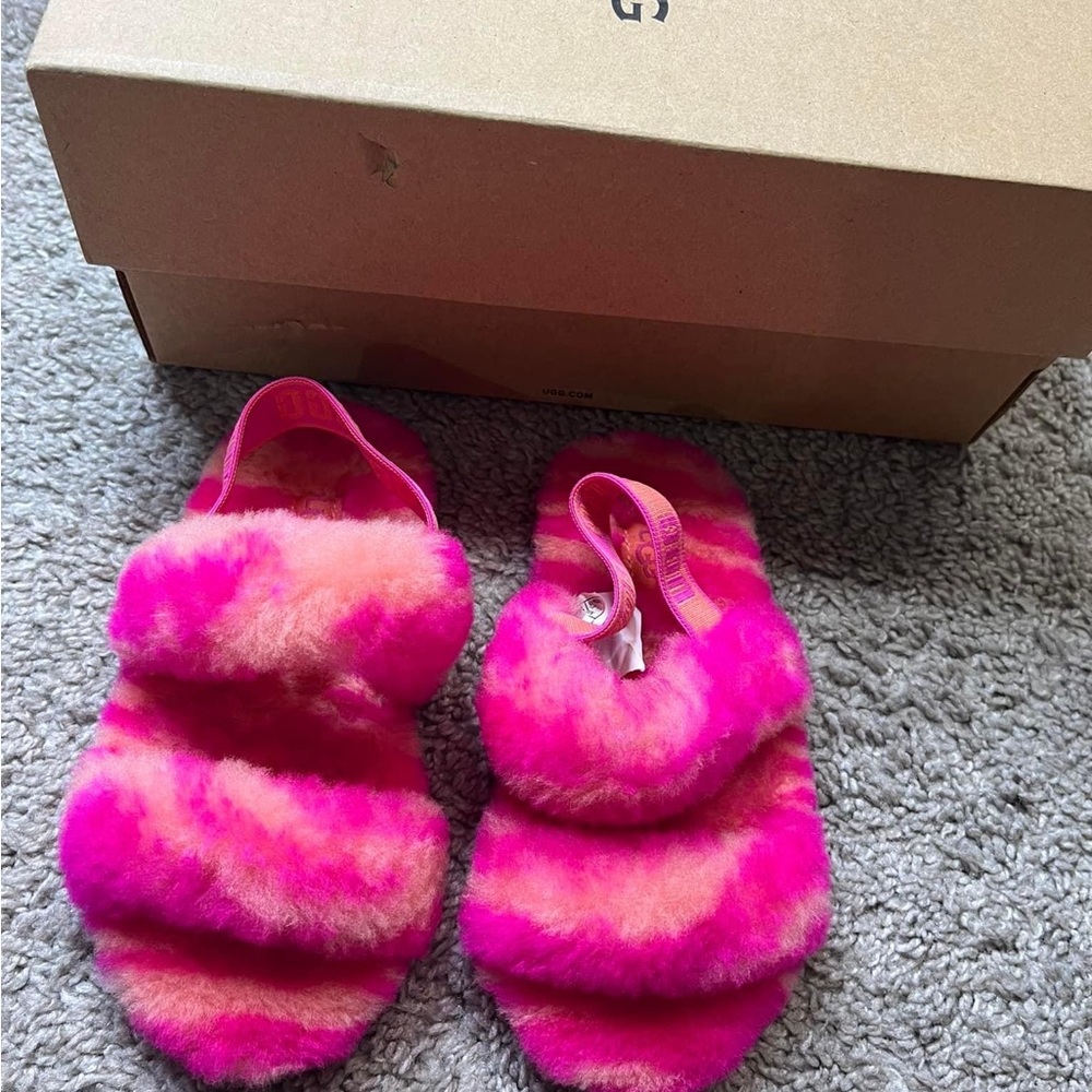 Toddler Ugg slides